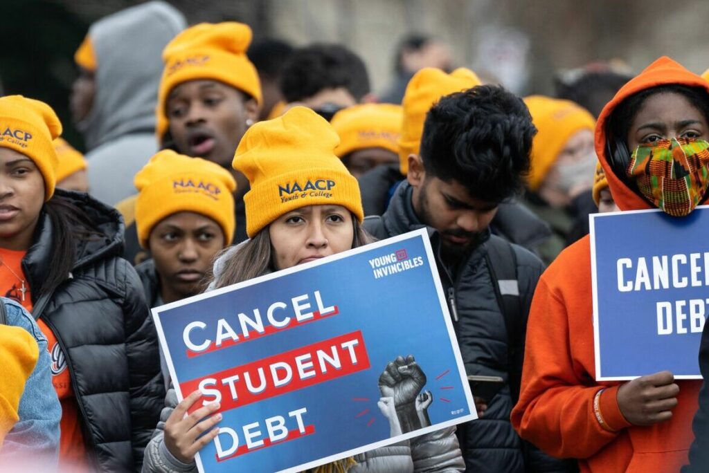 e382a2e383a1e383aae382ab-e5a4a7e5ada6e980b2e5ada6e78e87-e381aae3819ce9ab98e38184e381aee3818be38292e58886e69e90e38199e3828b アメリカ 大学進学率 なぜ高いのかを分析する